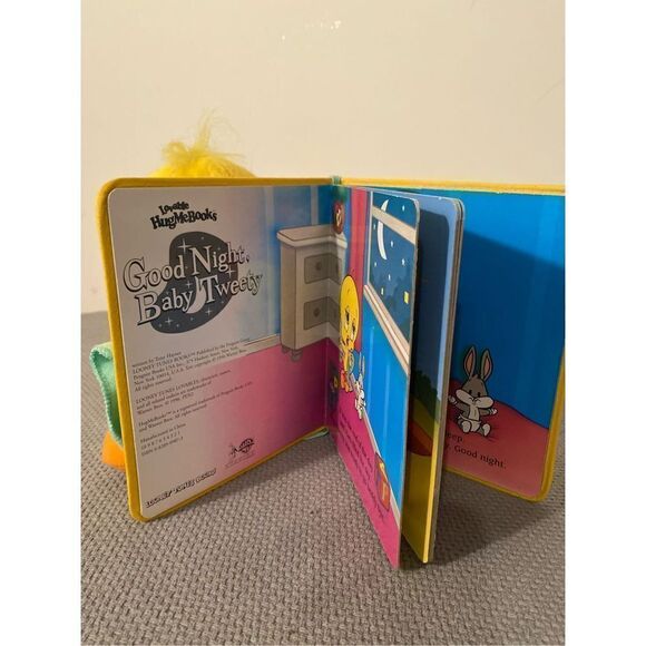 Vintage 1996 Lovable Hug Me Book Good Night Baby TweetyBird Plush Book - Picture 2 of 4